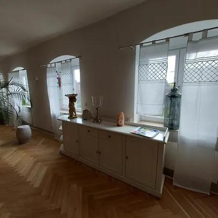 Kroneloft 4 Schlafzimmer 250 Qm *