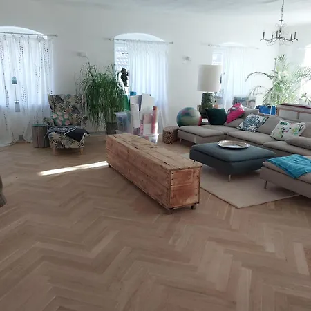 Kroneloft 4 Schlafzimmer 250 Qm * Neuburg an der Kammel