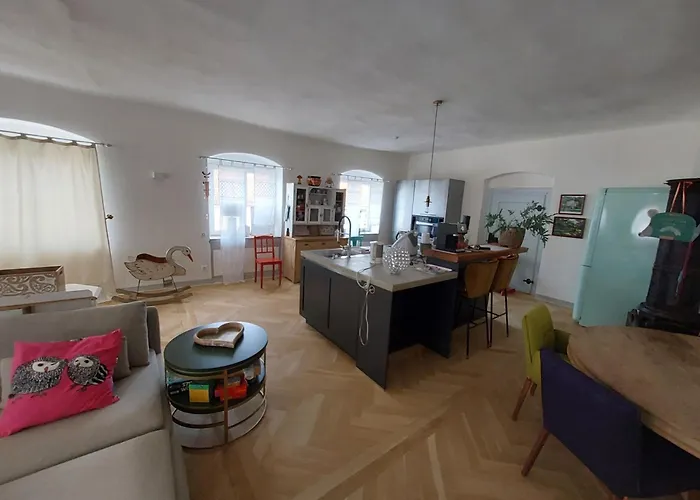 Апартаменты Kroneloft 4 Schlafzimmer 250 Qm Neuburg an der Kammel