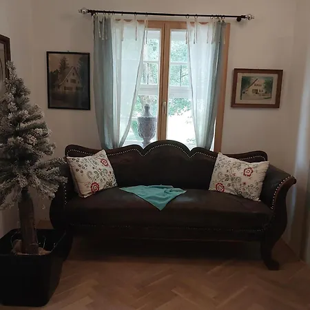 Apartment Zur Krone Neuburg an der Kammel